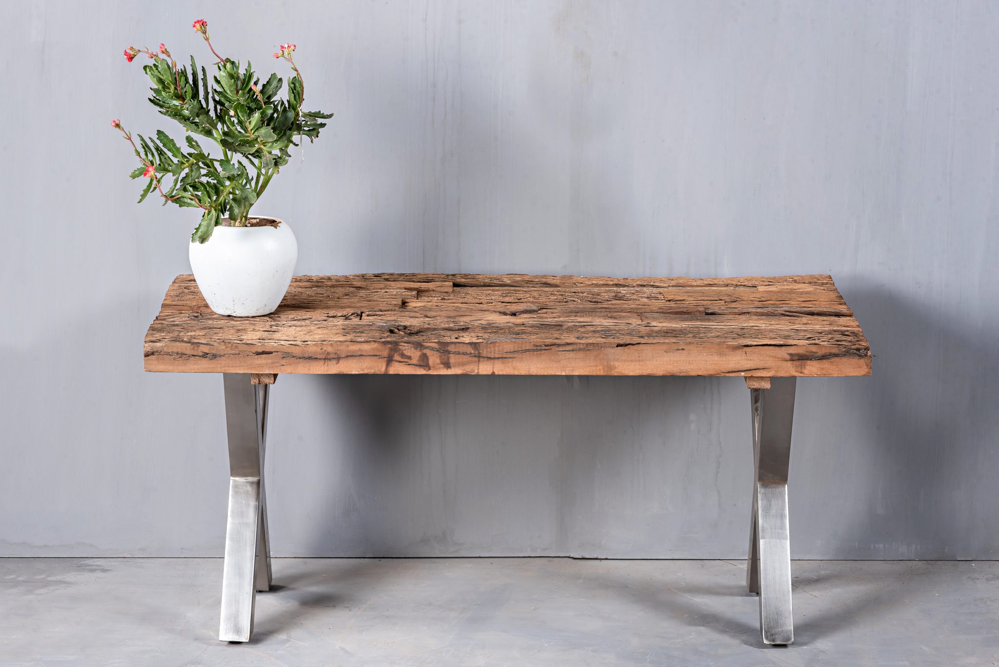 SLEEPER WOOD COFFEE TABLE Chisel and Log