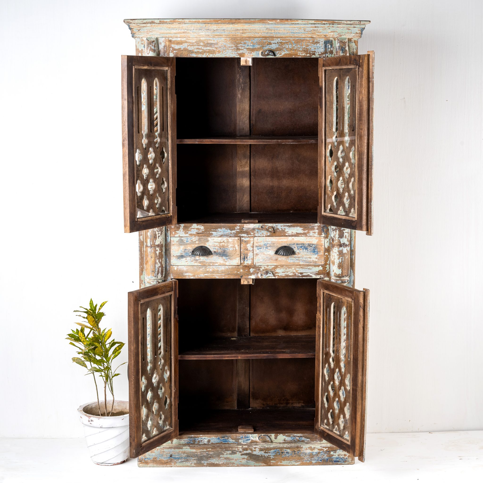 TRADITIONAL INDIAN CUPBOARD Chisel and Log