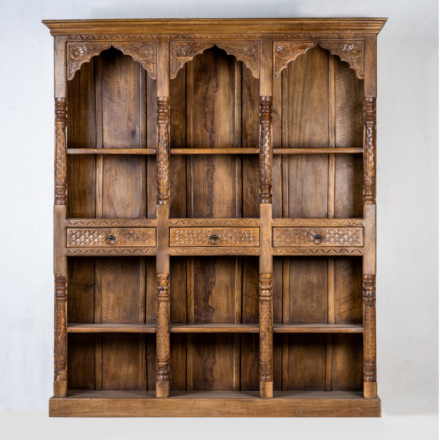 INDIAN ARCH BOOKSHELF Chisel and Log